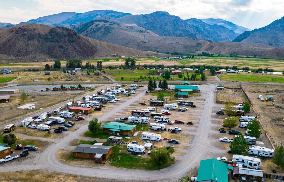 21855 Highway 75, Clayton, ID à vendre - Photo du bâtiment - Image 3 de 9