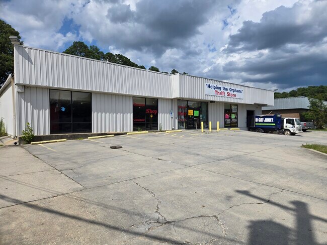 Plus de détails pour 1027 Pamalee Dr, Fayetteville, NC - Commerce de détail à vendre