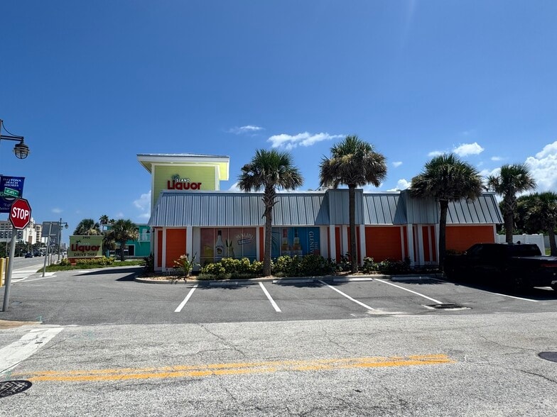 2400 S Atlantic Ave, Daytona Beach Shores, FL for sale - Building Photo - Image 3 of 12