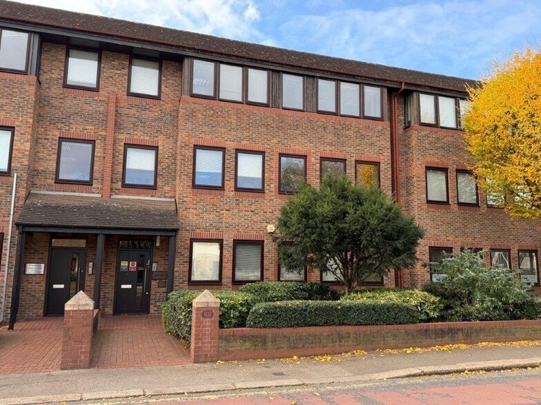 80-88 Coombe Rd, New Malden for lease - Building Photo - Image 3 of 6