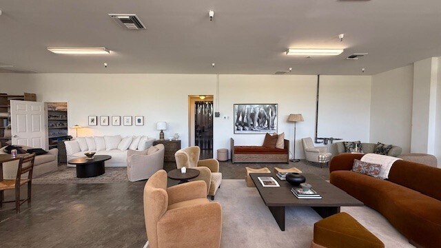 4841-4845 Exposition Blvd, Los Angeles, CA à louer - Photo du bâtiment - Image 2 de 10