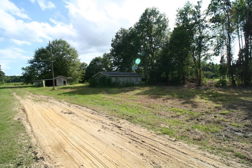 1115 Folly Rd, Plymouth, NC for sale - Building Photo - Image 3 of 4