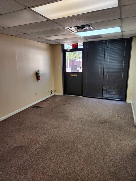 502 Twin Bridges Rd, Alexandria, LA à louer - Photo du bâtiment - Image 2 de 33