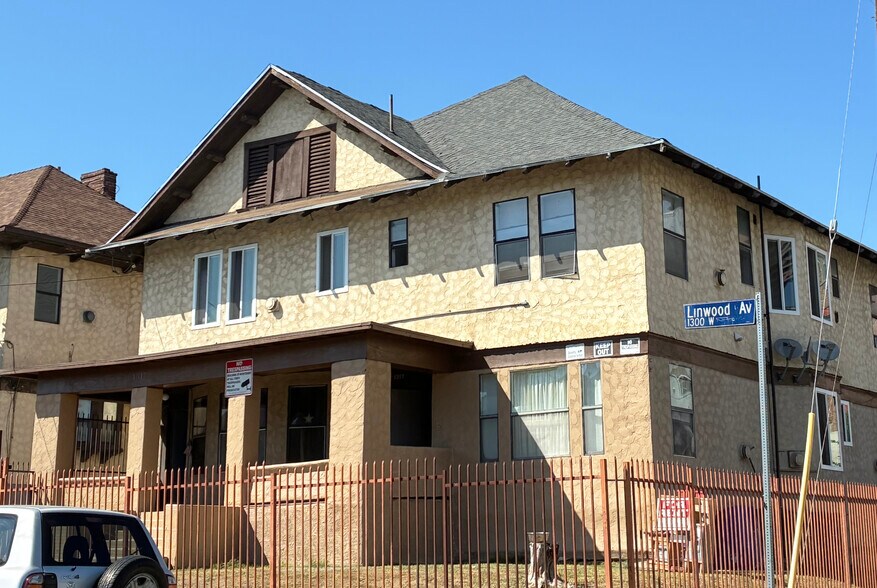 1317 Linwood Ave, Los Angeles, CA à vendre - Photo principale - Image 1 de 29