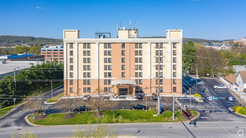 11200 York Rd, Hunt Valley, MD à vendre - Photo du bâtiment - Image 3 de 4
