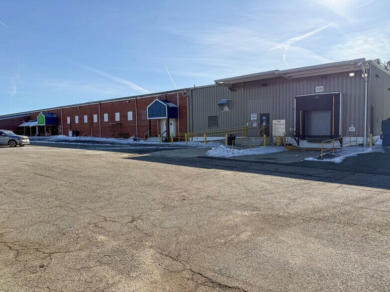 15683 History Land Hwy, Warsaw, VA à vendre - Photo principale - Image 1 de 7