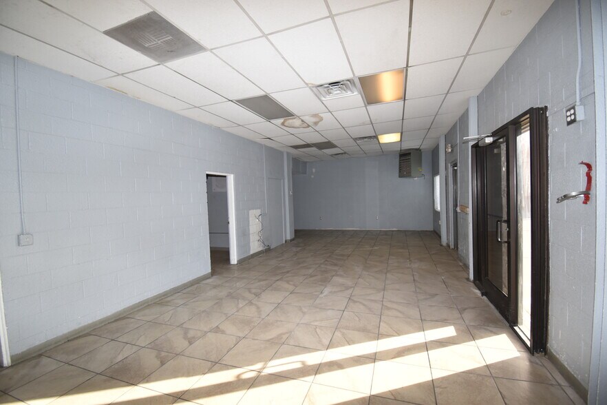 410 Santa Fe St, El Paso, TX à louer - Photo du bâtiment - Image 3 de 16