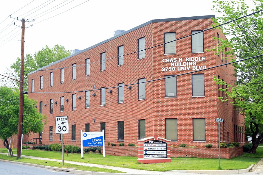 3750 W University Blvd, Kensington, MD à louer - Photo du bâtiment - Image 1 de 5