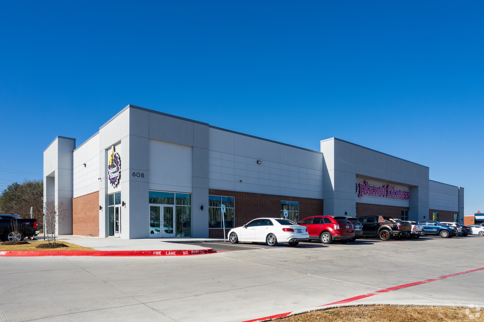 608 S Saginaw Blvd, Saginaw, TX for sale Primary Photo- Image 1 of 6