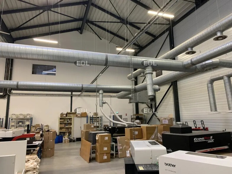 Local d'activités dans Cormeilles-en-Parisis à vendre - Photo intérieure - Image 1 de 7