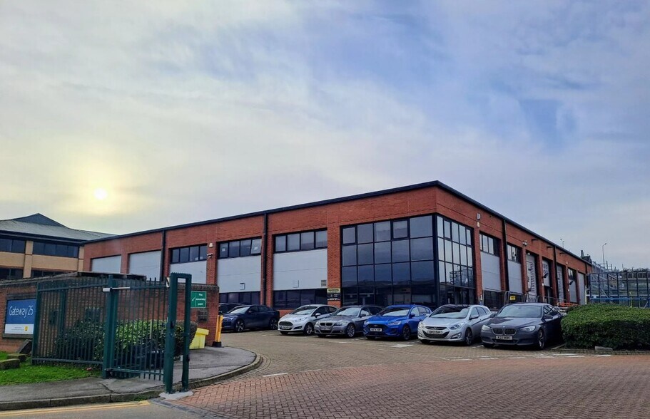 Weston Ave, Grays à louer - Photo du bâtiment - Image 2 de 3