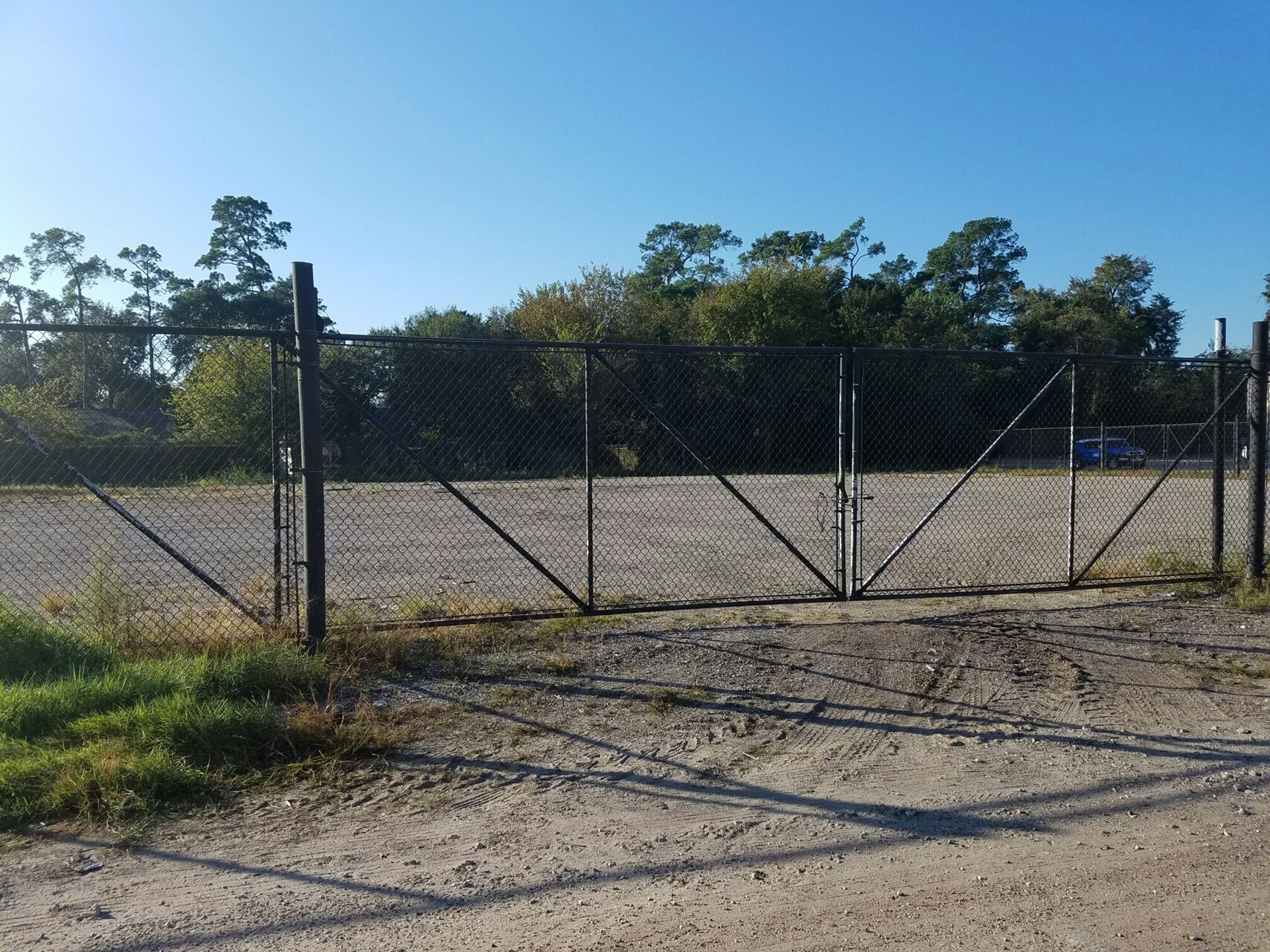 6430 Antoine Dr, Houston, TX à louer Photo principale- Image 1 de 6