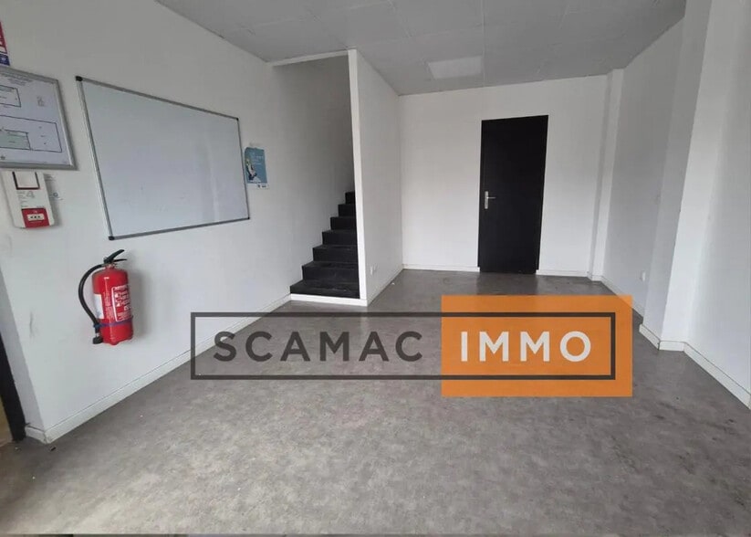 Industrial in Mitry-Mory for lease - Interior Photo - Image 3 of 5