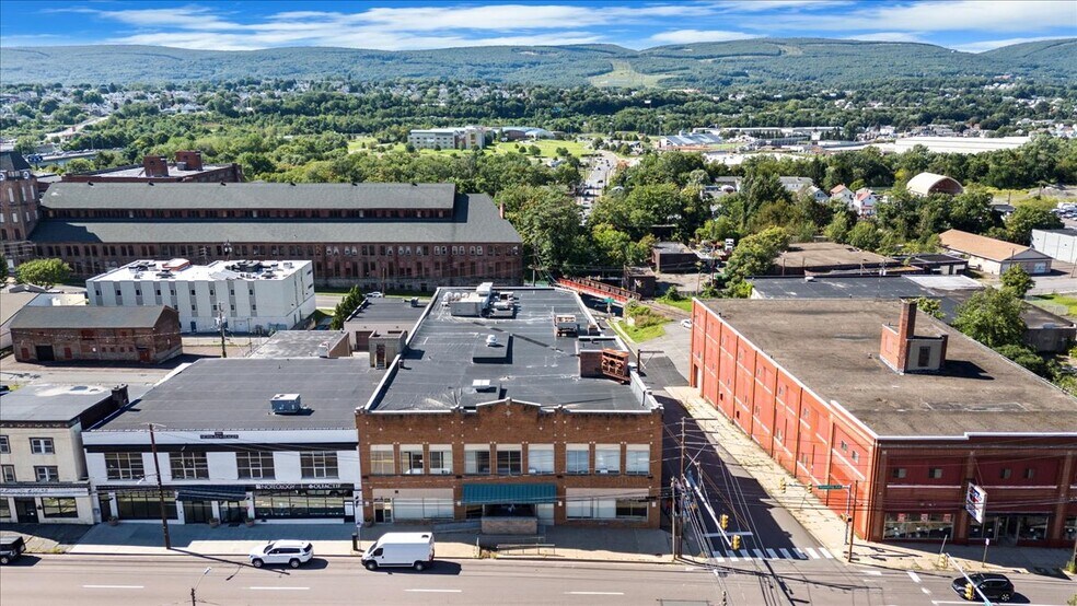 541 Wyoming Ave, Scranton, PA à louer - Photo du bâtiment - Image 2 de 55