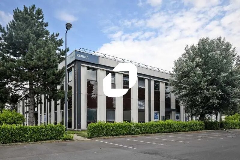 Office in Villebon-sur-Yvette for lease Building Photo- Image 1 of 18