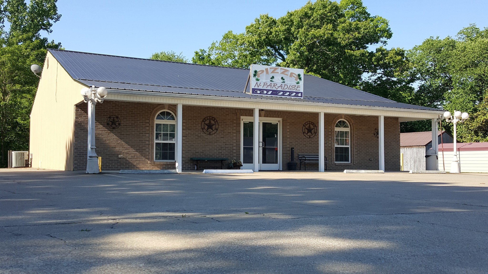 675 S Main St, Brownsville, KY à vendre Photo principale- Image 1 de 1