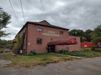 More details for 18 Ballard Ct, Southbridge, MA - Retail for Sale