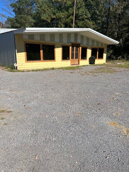 379 Highway 43, Pelahatchie, MS à vendre - Photo du bâtiment - Image 3 de 21