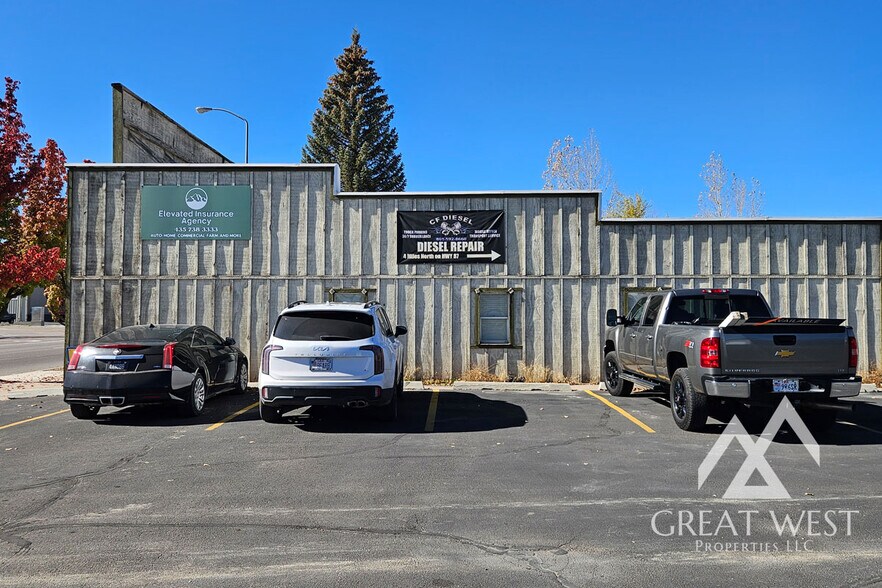 59 W Main, Duchesne, UT à vendre - Photo du bâtiment - Image 2 de 8