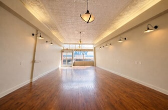 313 Washington St W, Charleston, WV for lease Interior Photo- Image 1 of 2