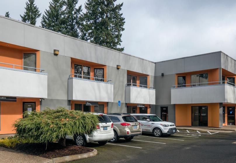 5755 SW Jean Rd, Lake Oswego, OR à louer - Photo du bâtiment - Image 2 de 4