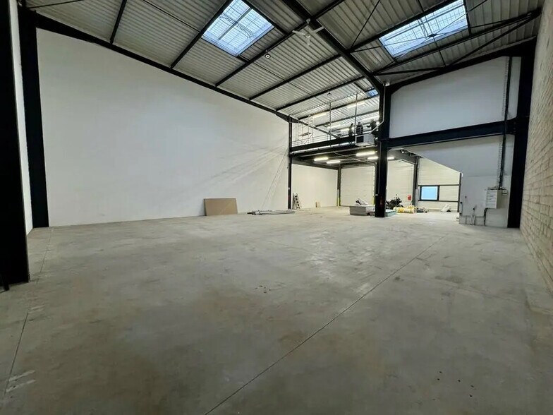 4 Rue Magnier-Bédu, Groslay for lease - Interior Photo - Image 2 of 9