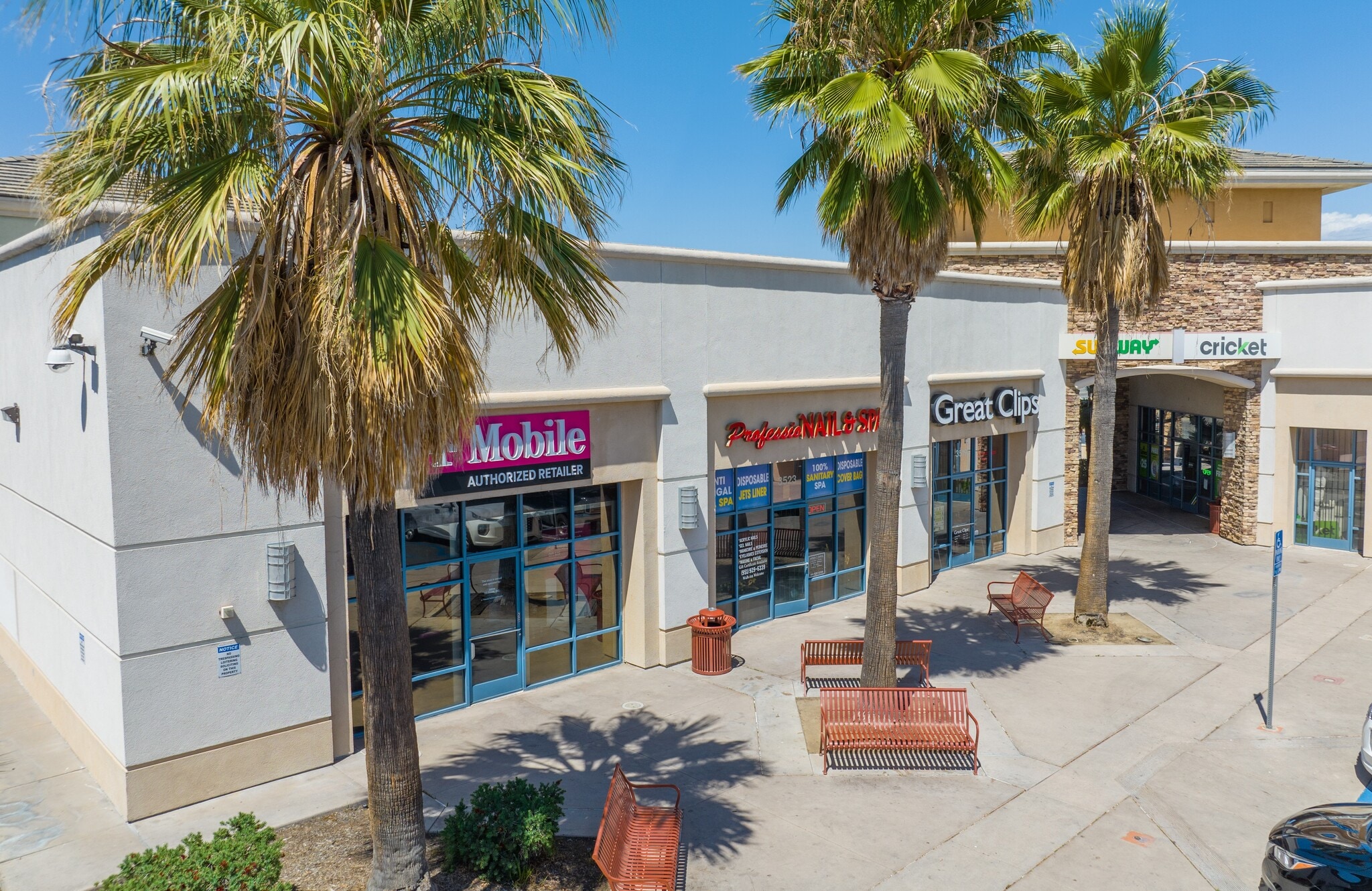 3503-3527 W Stetson Ave, Hemet, CA à louer Photo intérieure- Image 1 de 14
