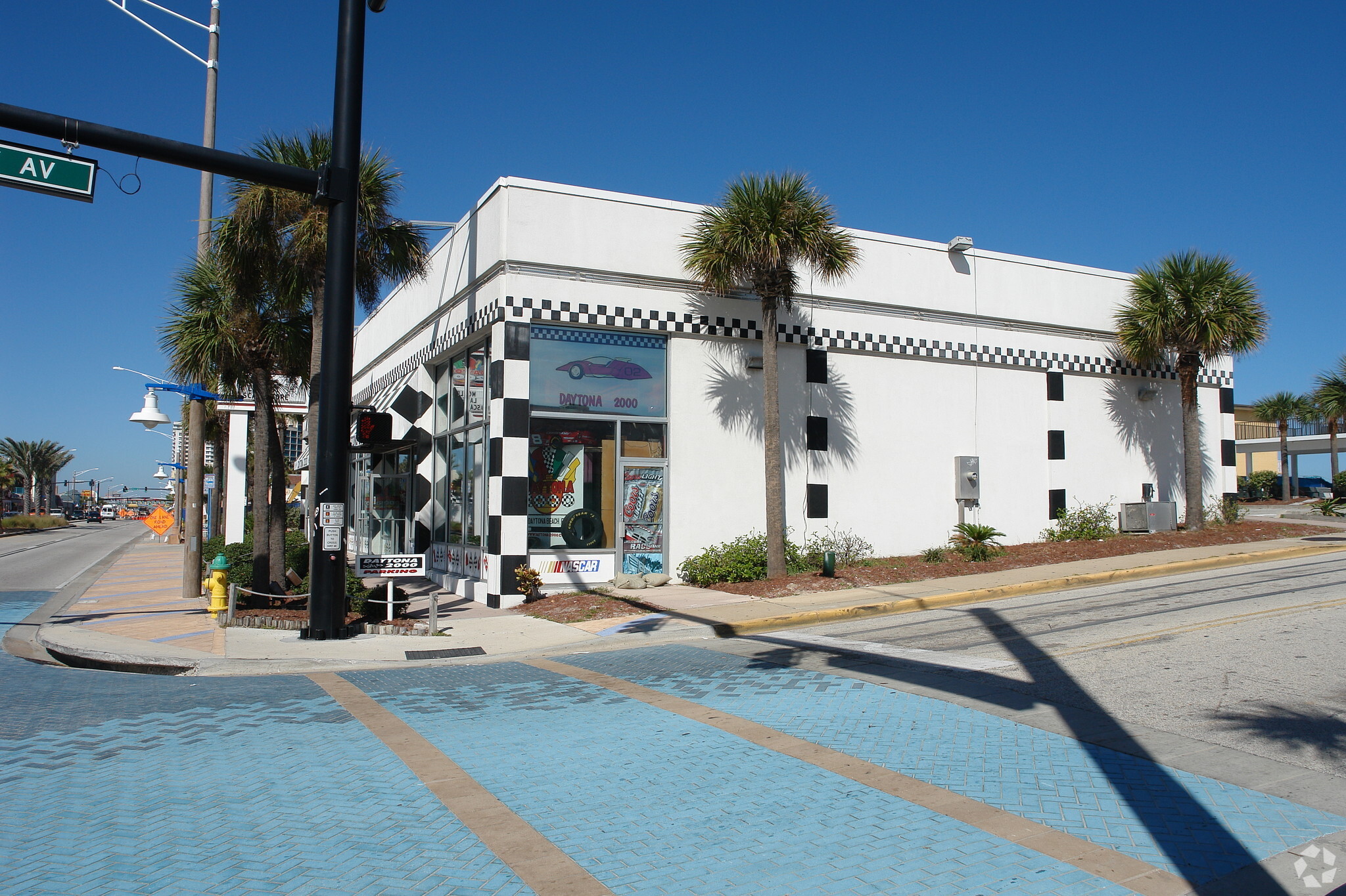 43 Atlantic Ave, Daytona Beach, FL for sale Primary Photo- Image 1 of 1