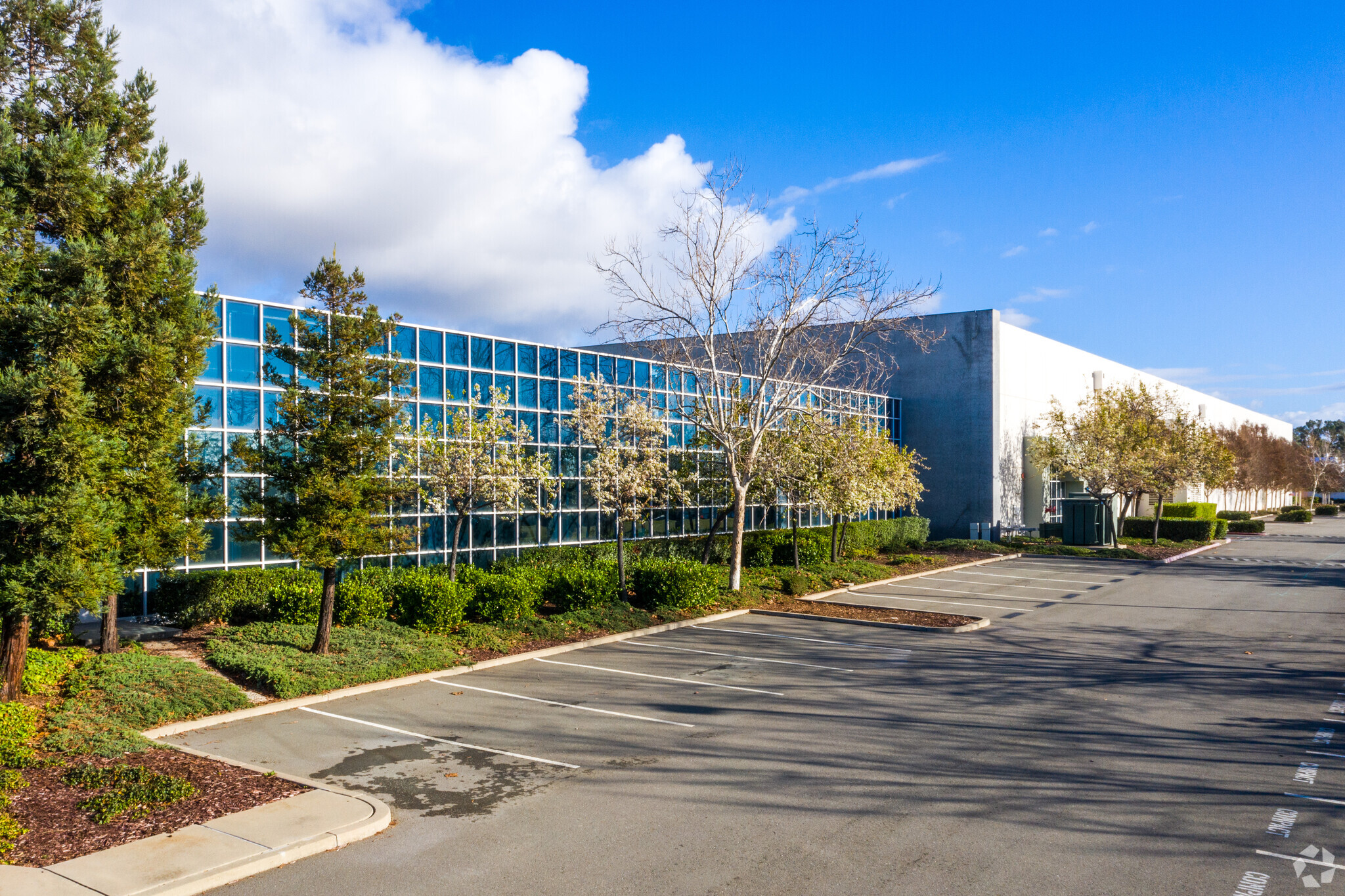 800 Corporate Way, Fremont, CA for lease Building Photo- Image 1 of 5