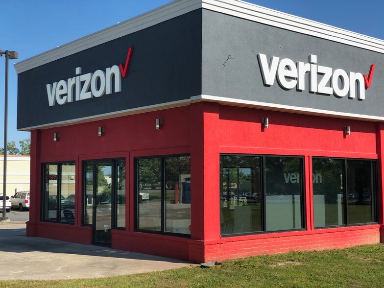 3107 E 1st St, Vidalia, GA for lease - Building Photo - Image 2 of 12