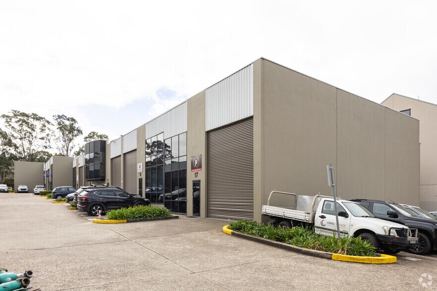 36 Abbott Rd, Seven Hills for sale - Building Photo - Image 2 of 5