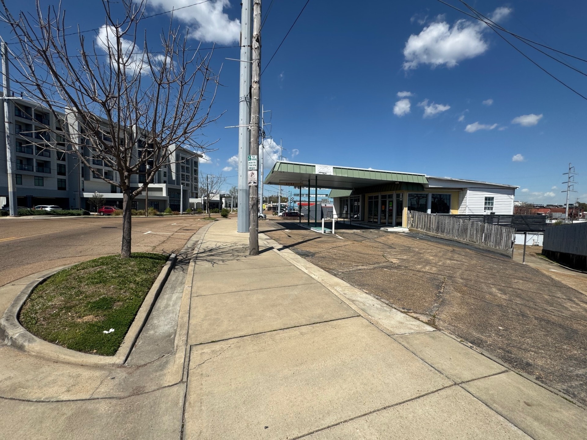 2800 N State St, Jackson, MS for lease Building Photo- Image 1 of 9