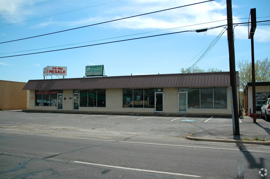 Fort Worth University Plaza Portfolio portfolio of 4 properties for sale on LoopNet.ca - Building Photo - Image 3 of 4
