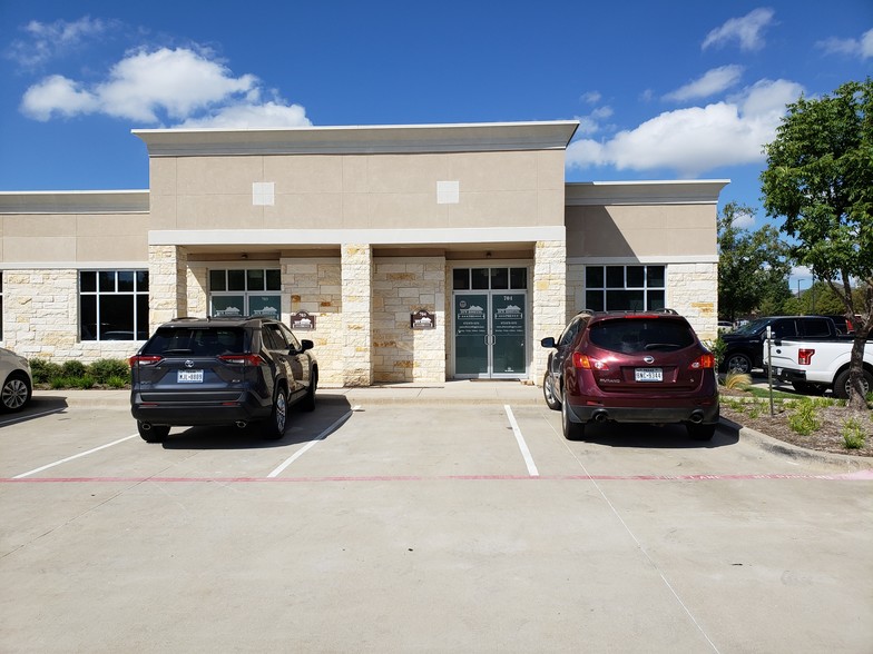 3900 S Stonebridge Dr, McKinney, TX for sale - Building Photo - Image 1 of 1