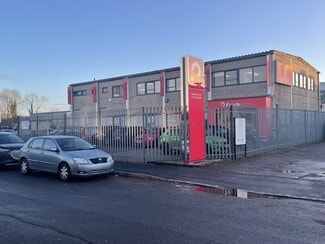 Plus de détails pour 4 Holder Rd, Aldershot - Industriel à vendre