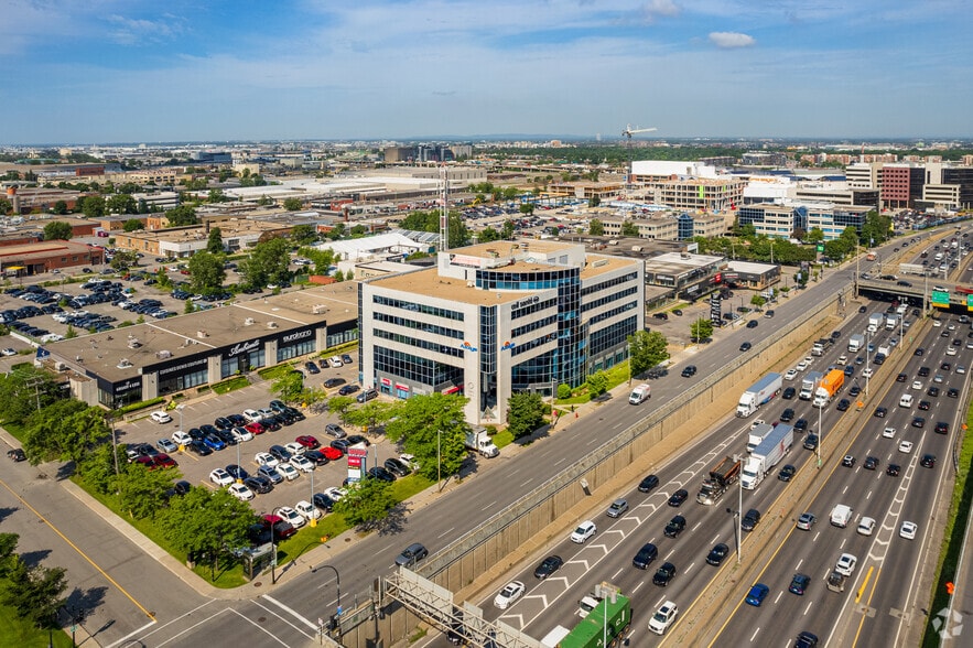 8000 Boul Décarie, Montréal, QC à louer - Aérien - Image 2 de 18