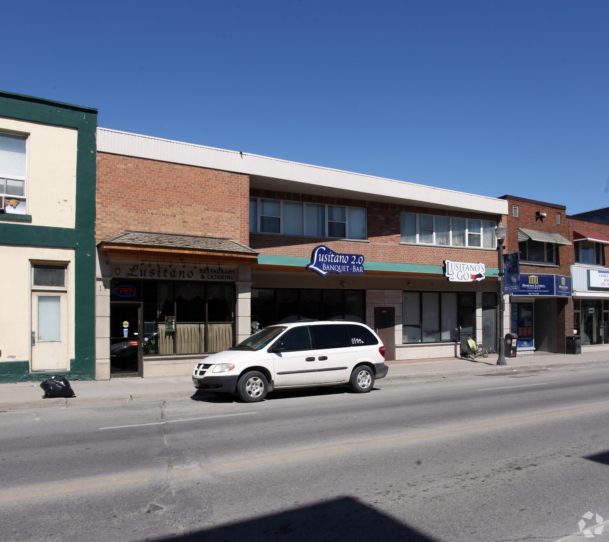 17 Holland St W, Bradford West Gwillimbury, ON à vendre Photo principale- Image 1 de 1