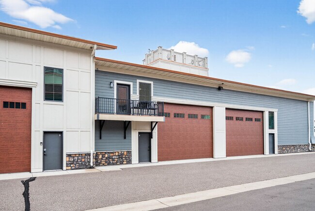 More details for 3620 Arrowhead #2 Dr, Medina, MN - Industrial for Sale