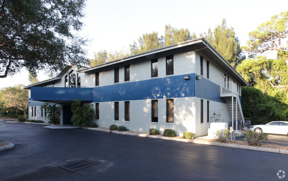 1801 Glengary St, Sarasota, FL à louer - Photo du bâtiment - Image 3 de 5