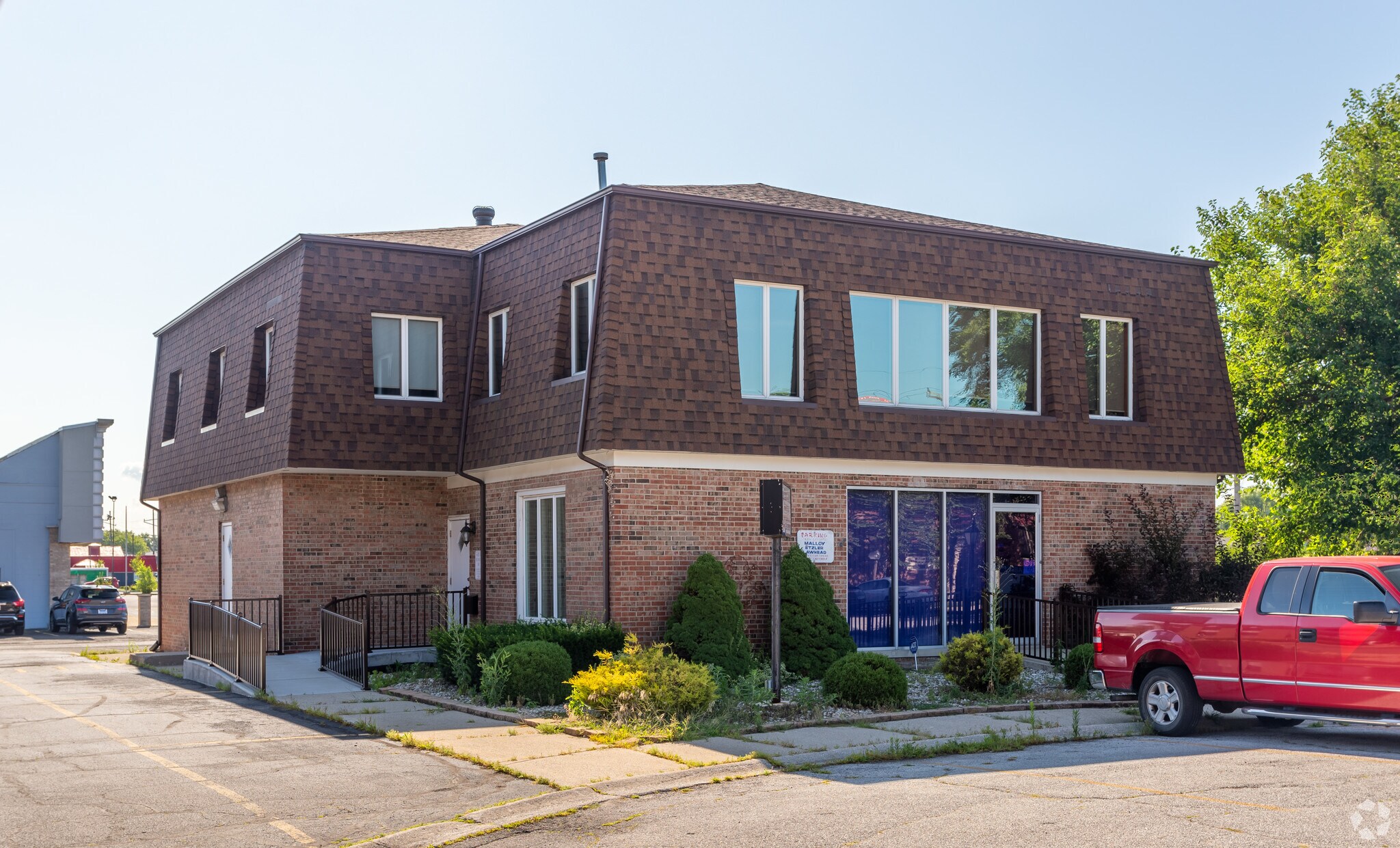 9635 Saric Ct, Highland, IN à louer Photo du bâtiment- Image 1 de 20