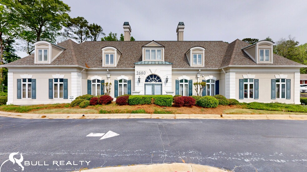 2680 Lawrenceville Hwy, Decatur, GA à louer - Photo du bâtiment - Image 3 de 31