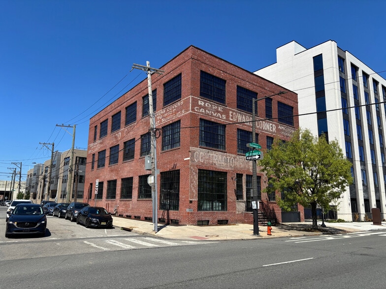 1100-1102 N Delaware Ave, Philadelphia, PA for lease - Building Photo - Image 2 of 21
