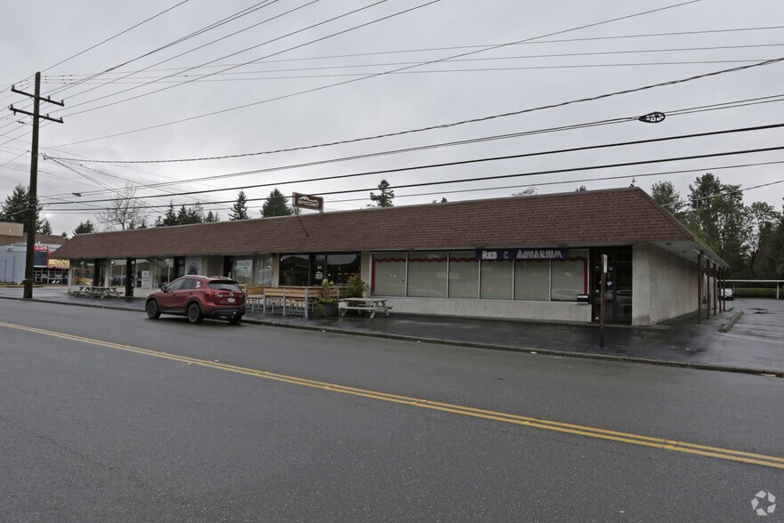 512-522 NE 165th St, Shoreline, WA à louer - Photo du bâtiment - Image 2 de 16