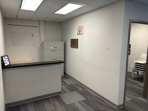 2733 Lancaster Rd, Ottawa, ON for lease Interior Photo- Image 1 of 5