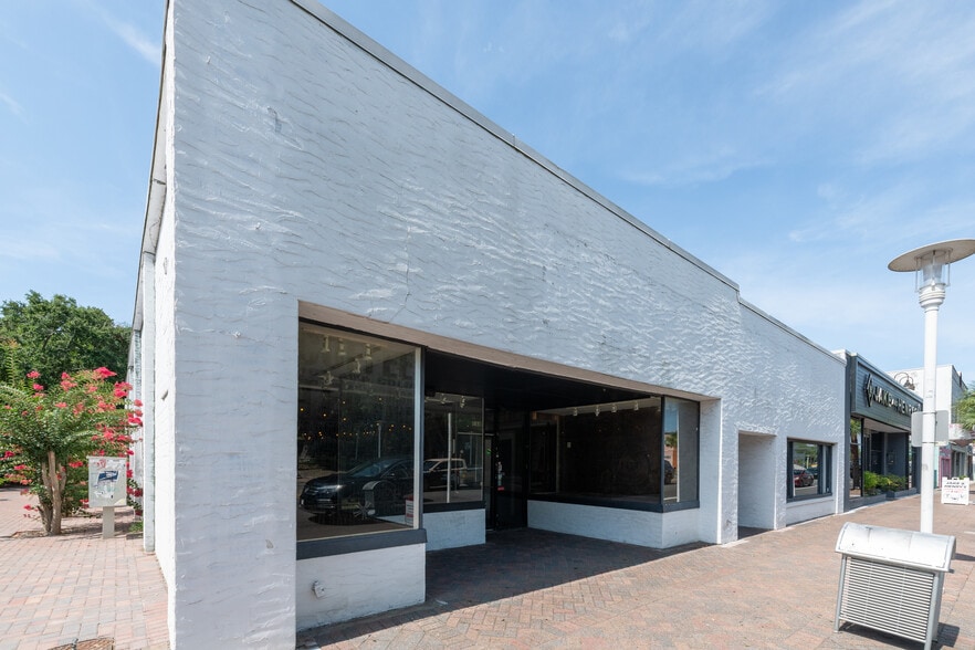 142 & 144 US-98 Miracle Strip Pky, Fort Walton Beach, FL for sale - Building Photo - Image 1 of 7