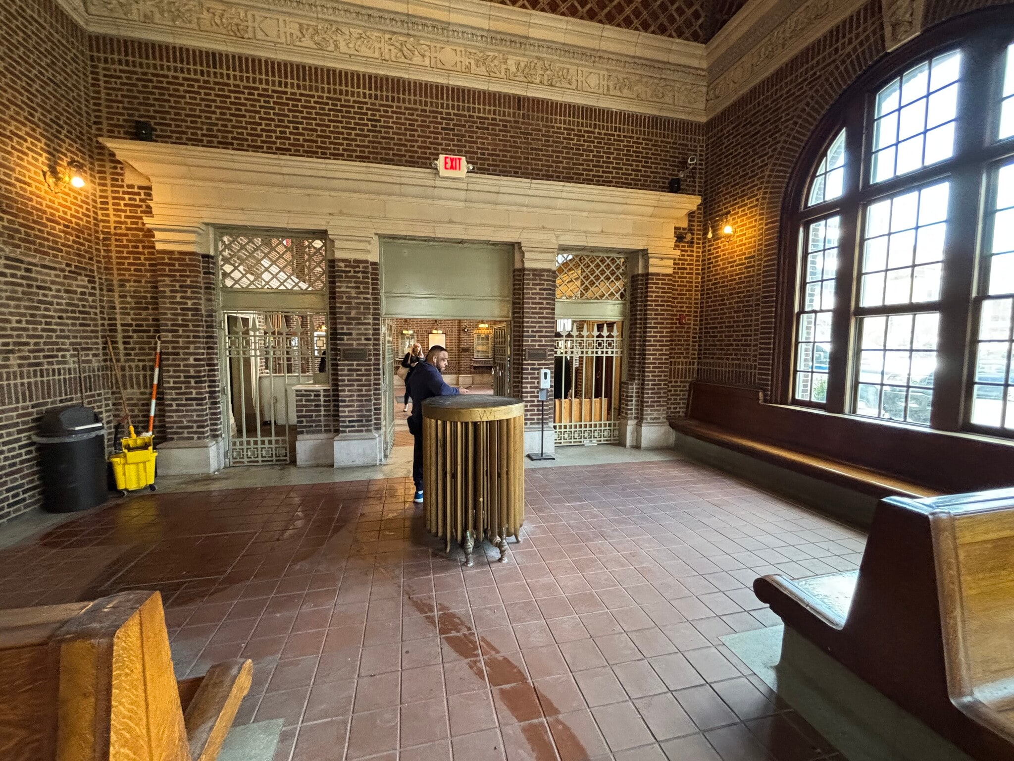 5 Buena Vista Ave, Yonkers, NY for lease Interior Photo- Image 1 of 5