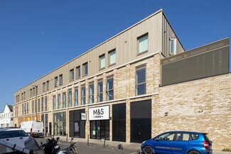 Plus de détails pour 150a-170 Penwith Rd, Londres - Local d'activités à louer