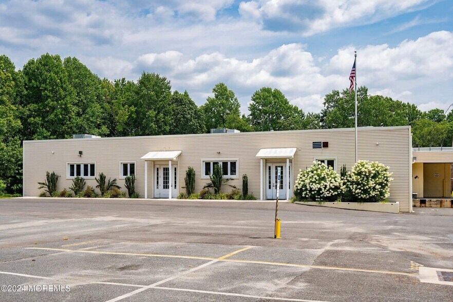 360 Fairview Ave, Hammonton, NJ à vendre - Photo du bâtiment - Image 3 de 9