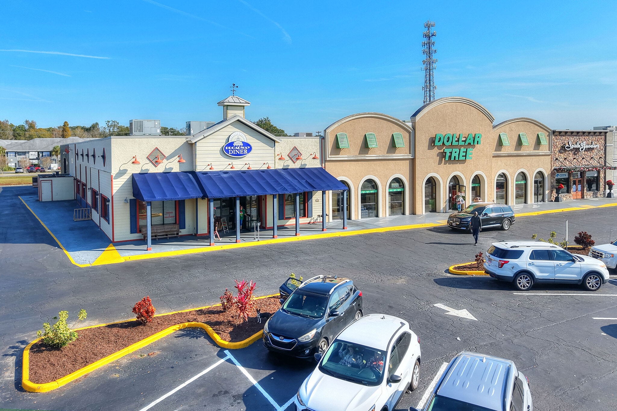 1370,1374,1380 N Broadway Avenue Bartow portfolio of 3 properties for sale on LoopNet.ca Primary Photo- Image 1 of 12