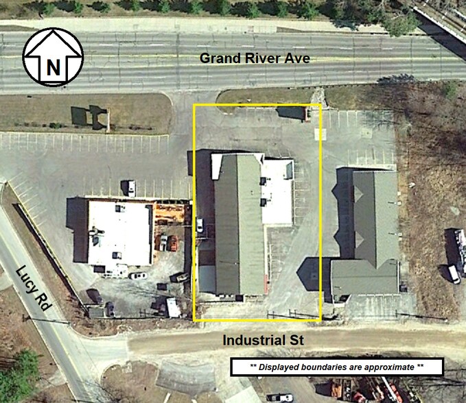 2020 E Grand River Ave, Howell, MI à vendre - Photo du bâtiment - Image 2 de 2